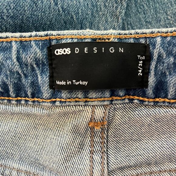 ASOS Mid Rise Comfort Stretch Straight Leg in Mid wash Size W24/L34 - Picture 8 of 10